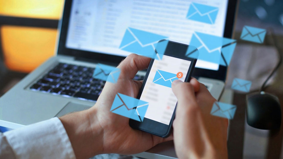 Litmus-Email-Marketing-Software-vs-Emercury-Our-Verdict