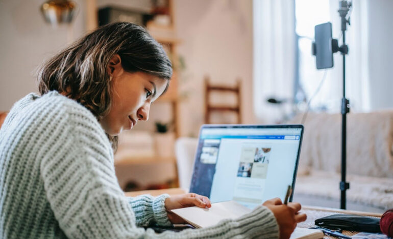  Sprout Social Content Marketing Software Review